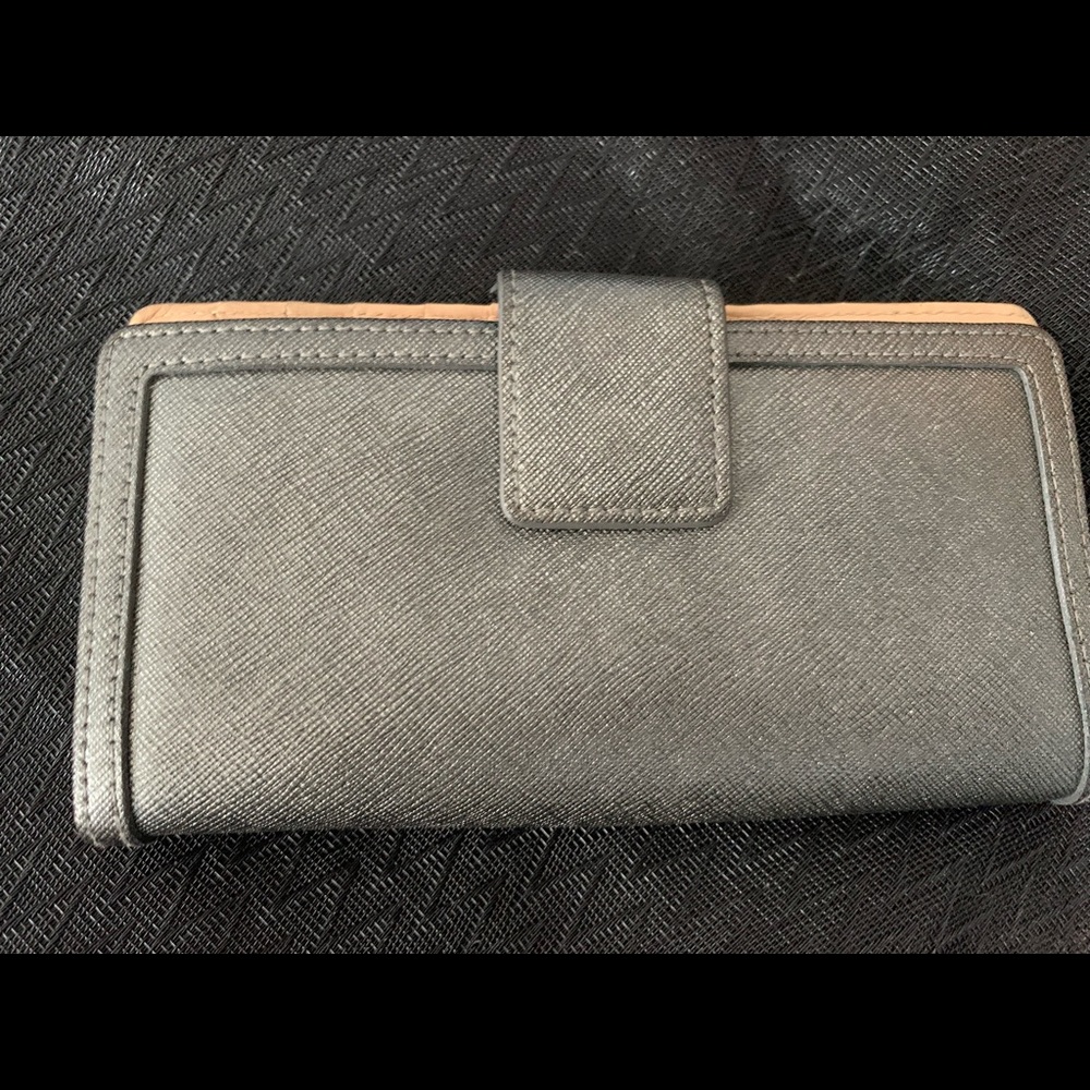 Metallic wallet